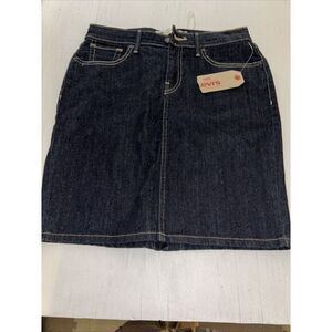 Levi's Denim‎ Skirt Size 29 NWT